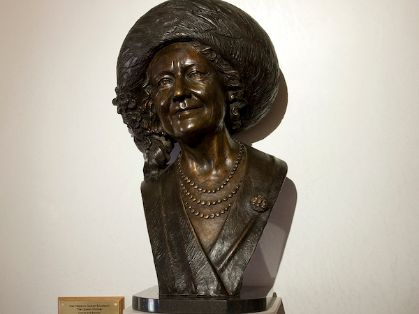 queen mother bust